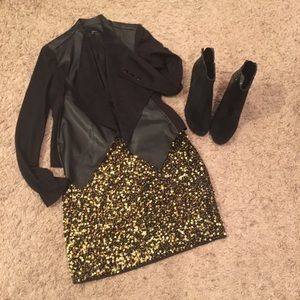 Black and Gold sequins skirt!